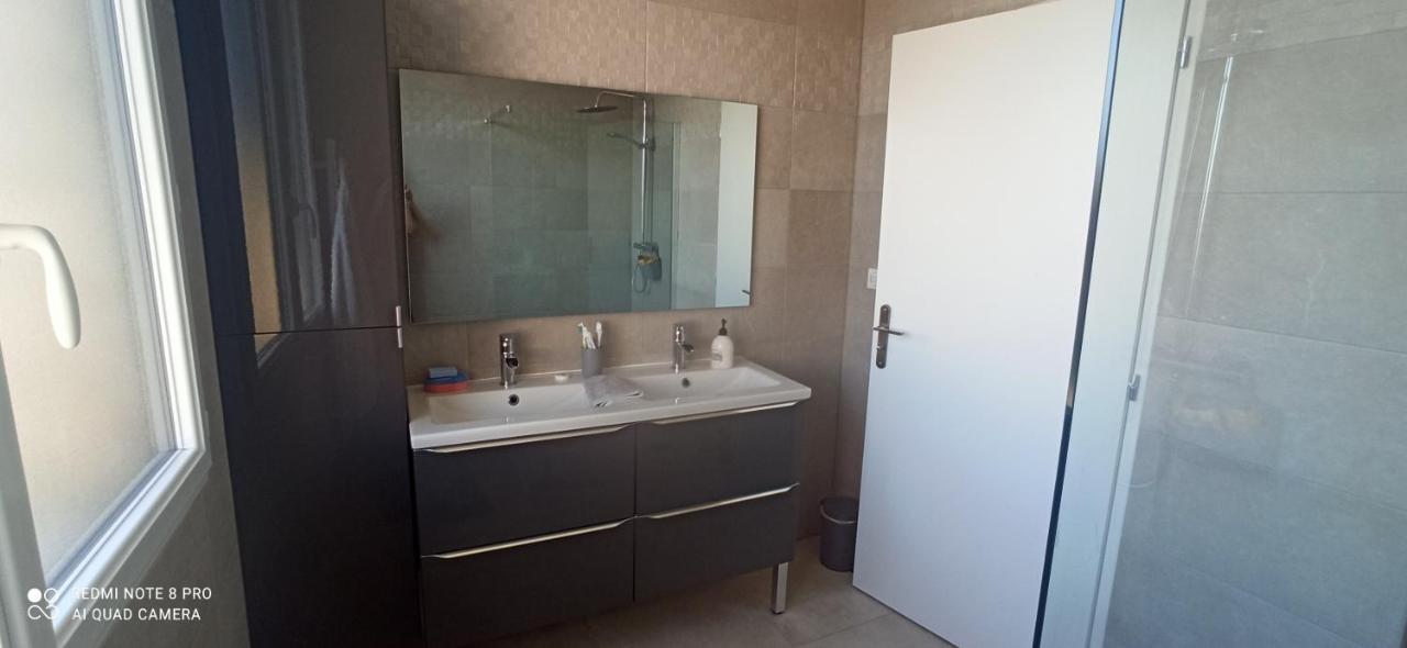 Maison Proche Centre Ville Biard Екстериор снимка